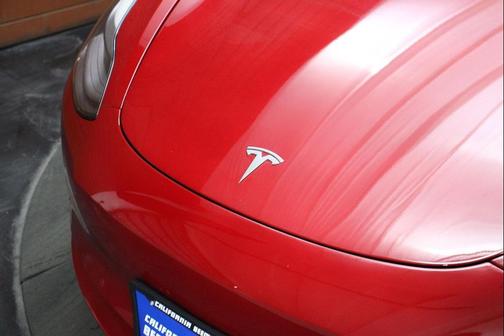 2021 Tesla Model 3 Long Range