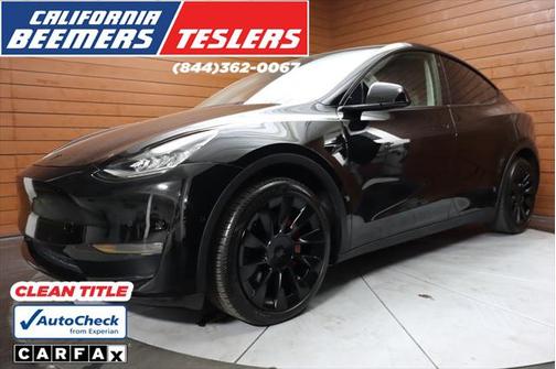 2022 Tesla Model Y Long Range Dual Motor All-Wheel Drive