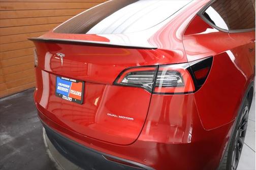 2021 Tesla Model Y Long Range Dual Motor All-Wheel Drive
