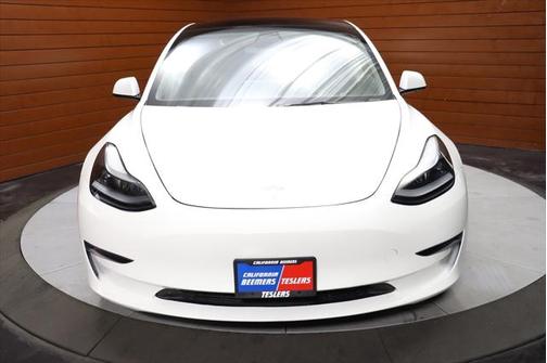 2022 Tesla Model 3 Standard Range