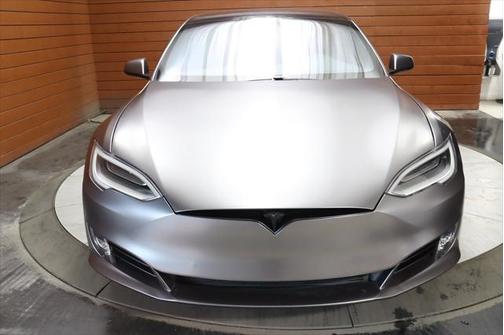 2020 Tesla Model S Long Range Plus