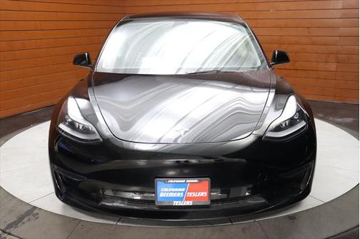 2022 Tesla Model 3 Standard Range