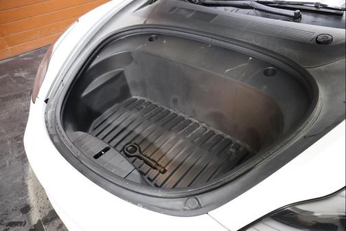 2022 Tesla Model 3 Standard Range