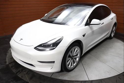 2022 Tesla Model 3 Standard Range