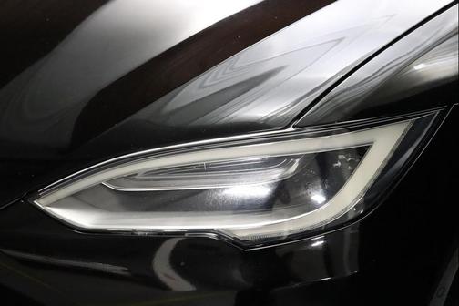 2018 Tesla Model S 75D