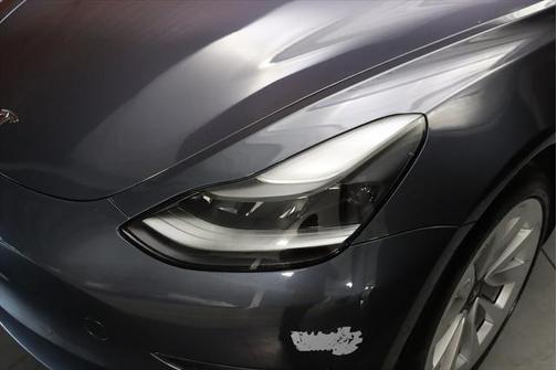 2022 Tesla Model 3 Standard Range