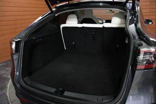 2023 Tesla Model Y Performance Dual Motor All-Wheel Drive