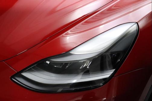 2022 Tesla Model Y Performance Dual Motor All-Wheel Drive