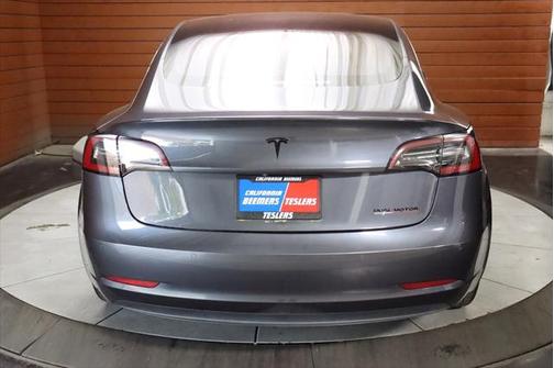 2018 Tesla Model 3 Performance