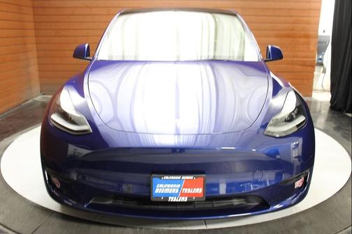 2022 Tesla Model Y Long Range Dual Motor All-Wheel Drive