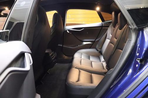 Photo 4 of 83 of 2019 Tesla Model S PERFORMANCE PANORAMIC ROOF