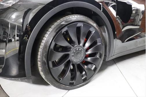 2022 Tesla Model Y Performance Dual Motor All-Wheel Drive