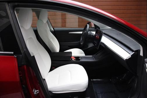 2022 Tesla Model 3 Standard Range