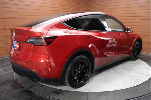 2022 Tesla Model Y Long Range Dual Motor All-Wheel Drive
