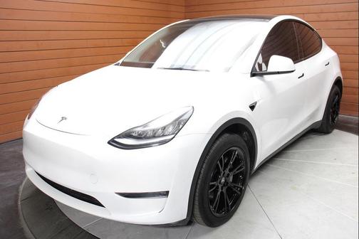 2023 Tesla Model Y Long Range Dual Motor All-Wheel Drive