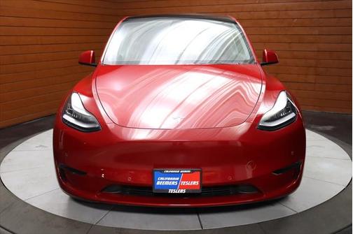 2022 Tesla Model Y Long Range Dual Motor All-Wheel Drive