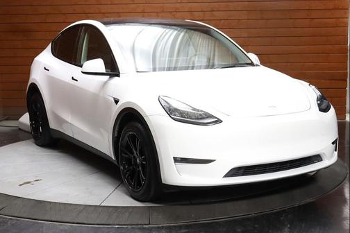 2023 Tesla Model Y Long Range AWD