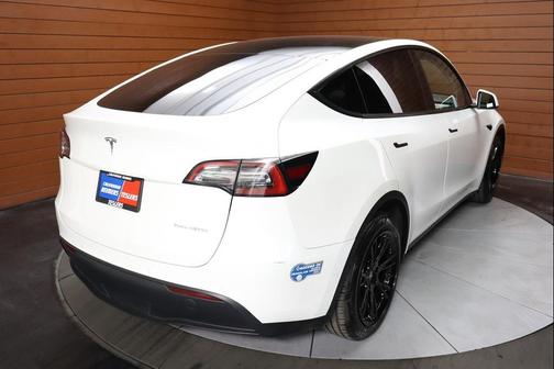 2021 Tesla Model Y Long Range Dual Motor All-Wheel Drive