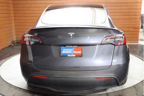 2022 Tesla Model Y Performance Dual Motor All-Wheel Drive