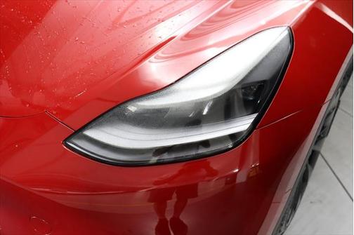 2022 Tesla Model Y Performance Dual Motor All-Wheel Drive