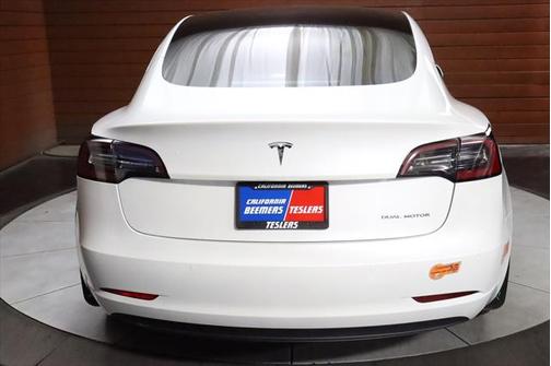 2020 Tesla Model 3 Long Range