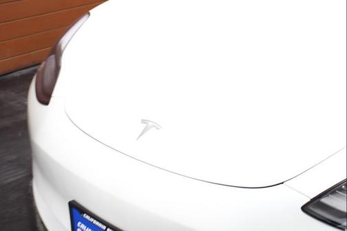 2022 Tesla Model 3 Standard Range