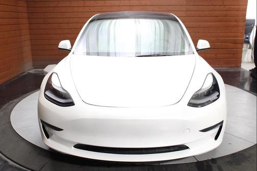 2022 Tesla Model 3 Standard Range