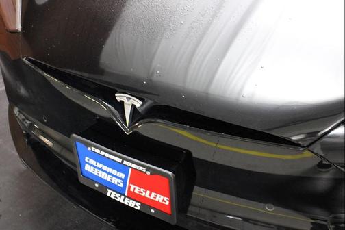 2022 Tesla Model S Plaid