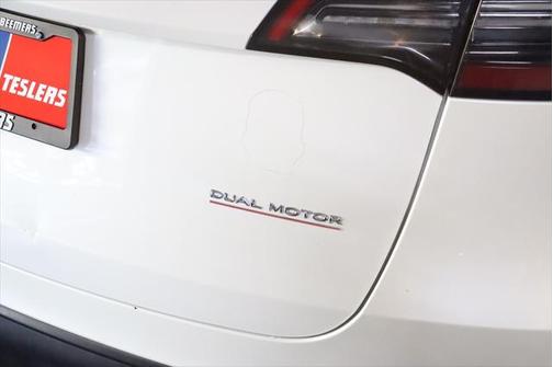 2023 Tesla Model Y Performance Dual Motor All-Wheel Drive