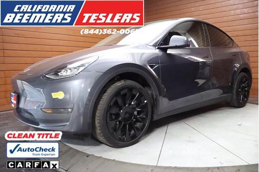 2022 Tesla Model Y Long Range Dual Motor All-Wheel Drive