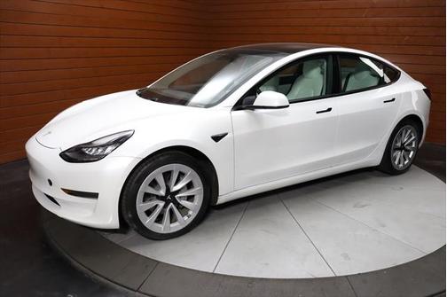 2023 Tesla Model 3 Standard Range