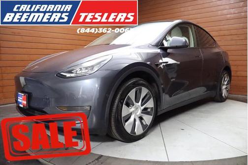 2022 Tesla Model Y Long Range Dual Motor All-Wheel Drive