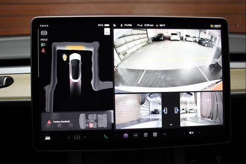 Pearl White Multi-Coat 2023 Tesla Model 3 Standard Range