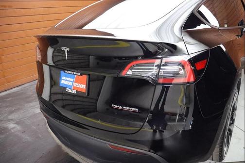 2022 Tesla Model Y Performance Dual Motor All-Wheel Drive