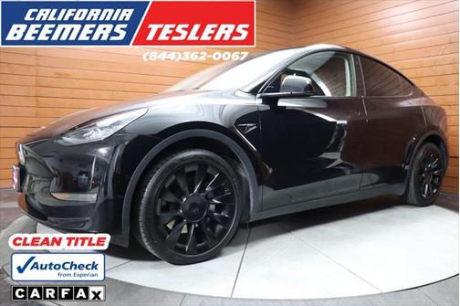 2022 Tesla Model Y Long Range Dual Motor All-Wheel Drive