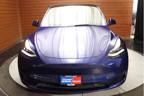 2022 Tesla Model Y Long Range Dual Motor All-Wheel Drive