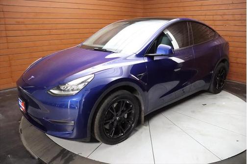 2022 Tesla Model Y Long Range Dual Motor All-Wheel Drive