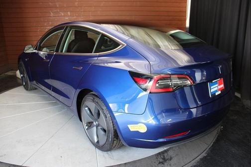 2020 Tesla Model 3 Standard Range Plus