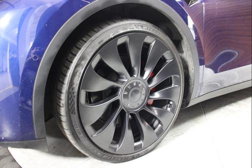 2022 Tesla Model Y Performance Dual Motor All-Wheel Drive