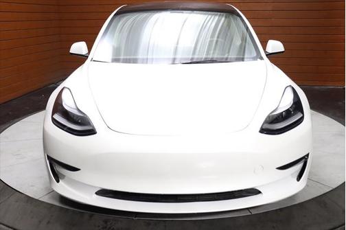 2022 Tesla Model 3 Standard Range