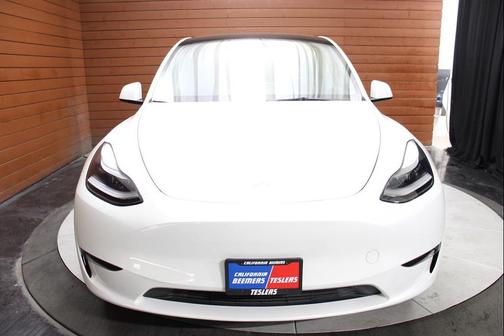 2023 Tesla Model Y RWD