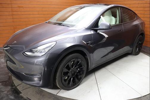 2023 Tesla Model Y Long Range Dual Motor All-Wheel Drive