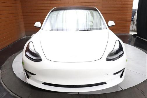 2022 Tesla Model 3 Standard Range