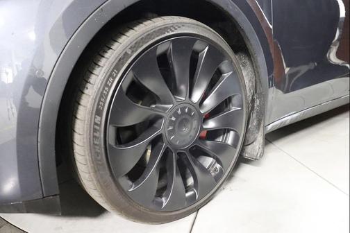 2022 Tesla Model Y Performance Dual Motor All-Wheel Drive