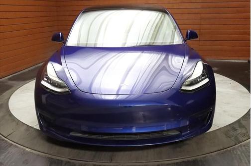 2022 Tesla Model 3 Standard Range