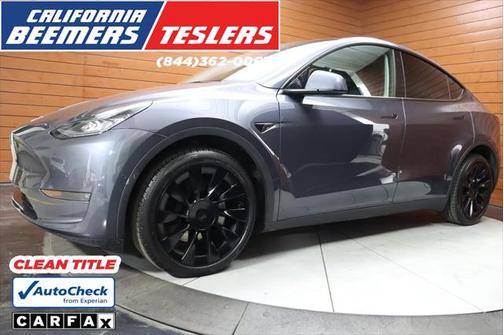 2022 Tesla Model Y Long Range Dual Motor All-Wheel Drive