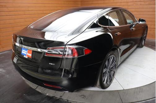2018 Tesla Model S 75D
