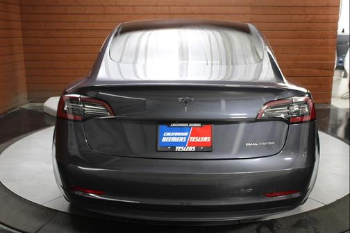 2022 Tesla Model 3 Long Range