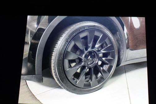 2023 Tesla Model Y Long Range AWD