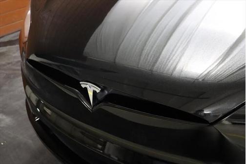 2022 Tesla Model X Dual Motor All-Wheel Drive